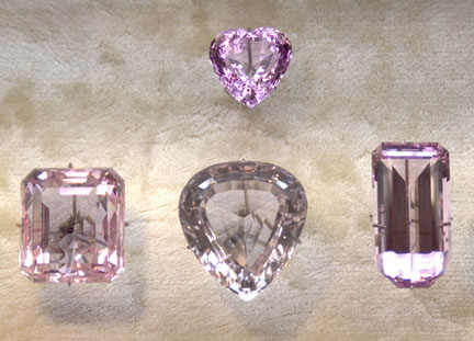 Morganite crystal Roland Scal