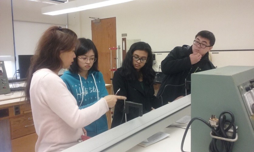 QCC Students conducting research in the lab