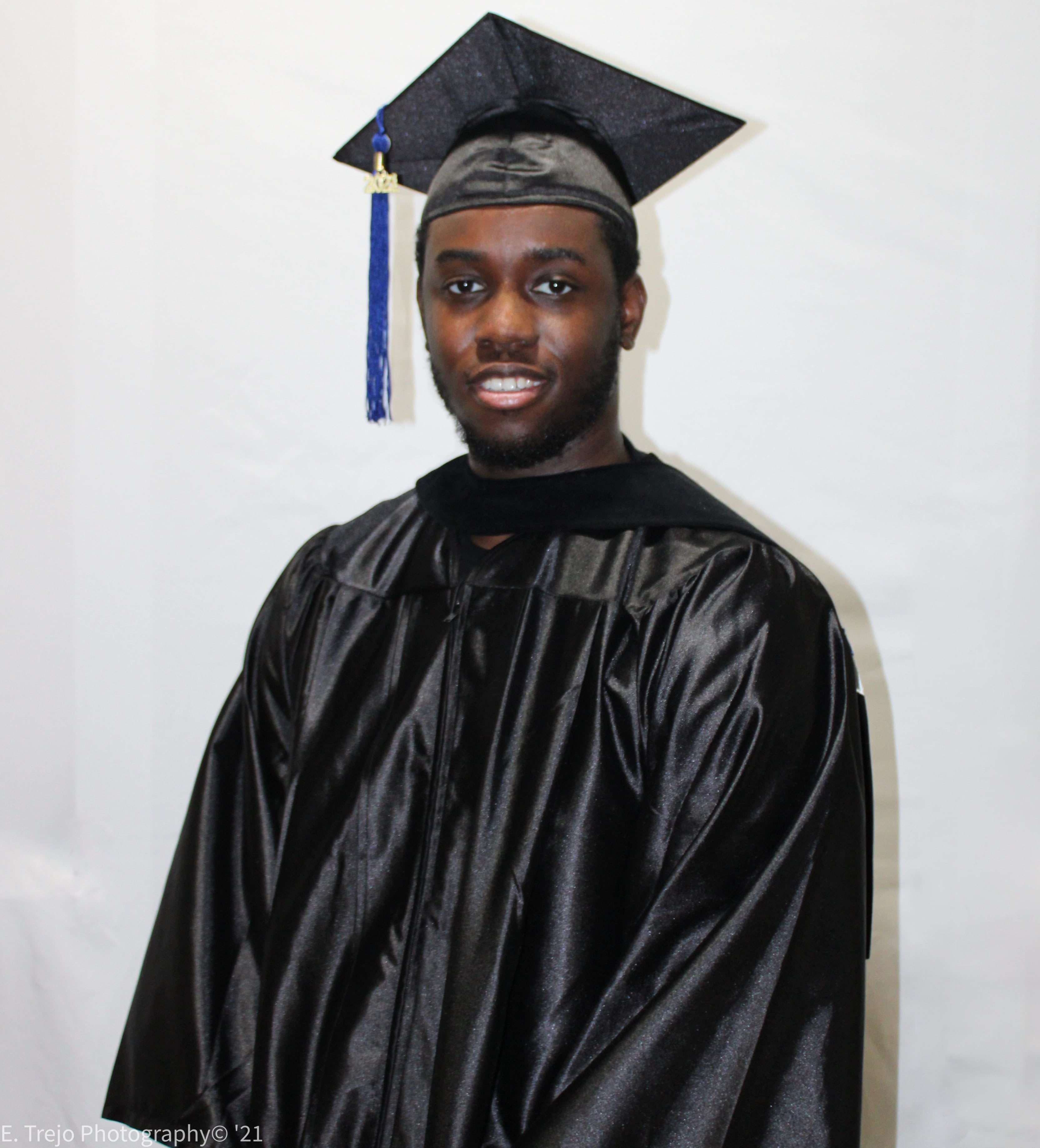 Image of Eric Bolden, QCC Commencement 2021
