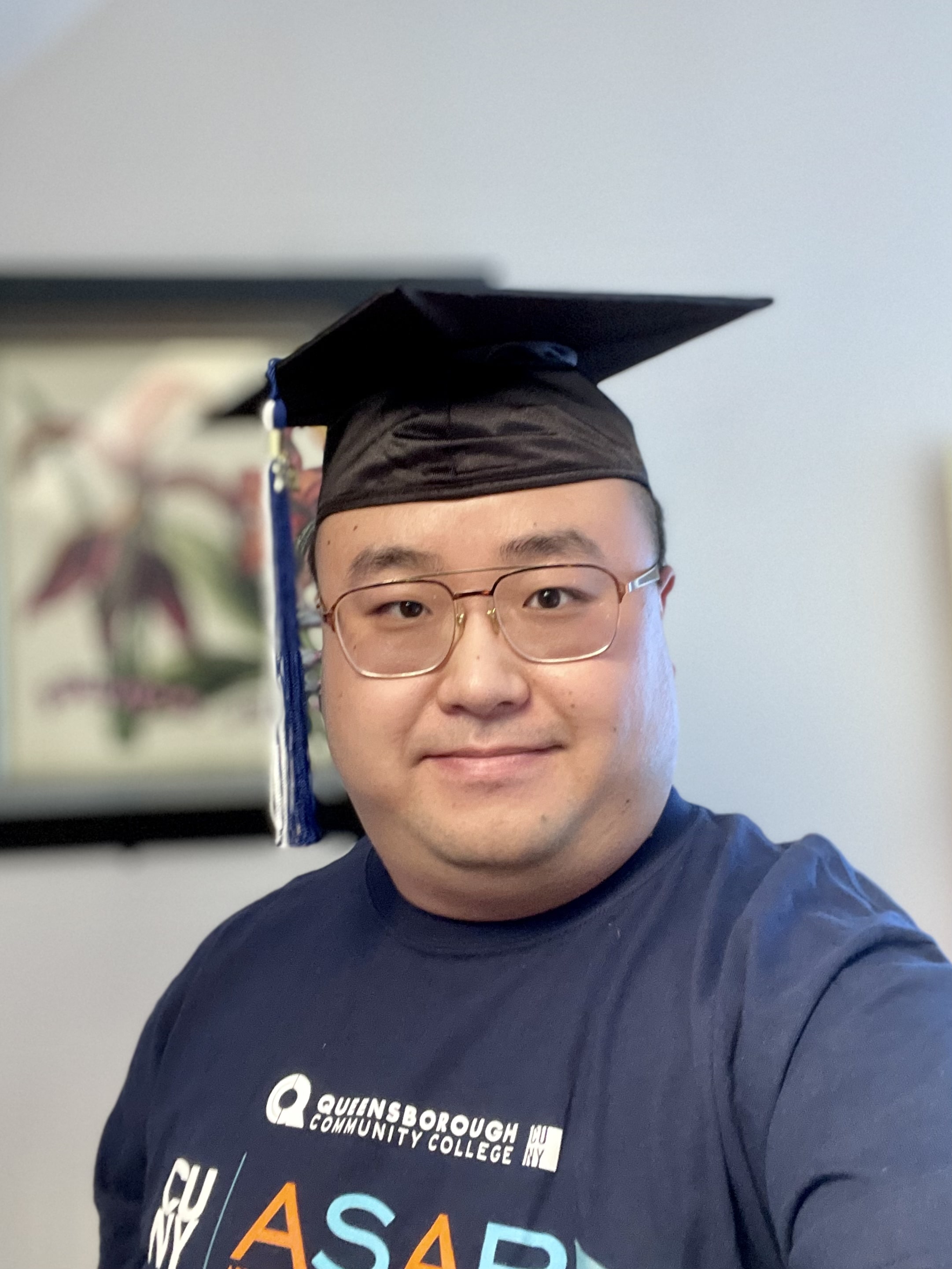 Image of Haoyu Niu, QCC Commencement 2021