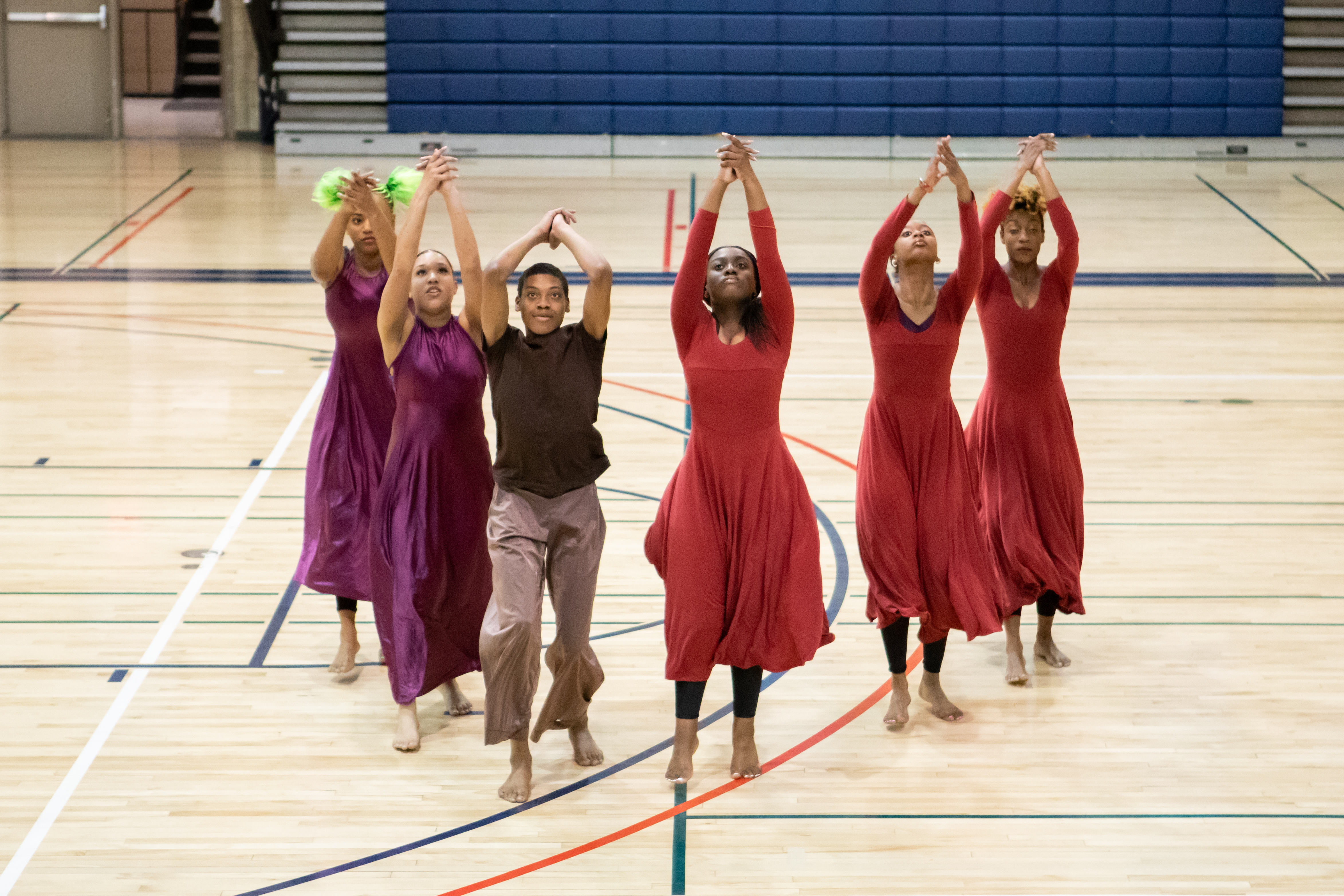 6 students dancing