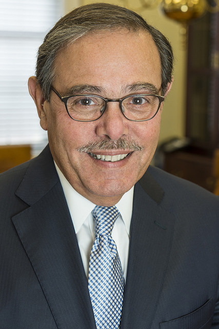 Image of Eduardo J. Marti