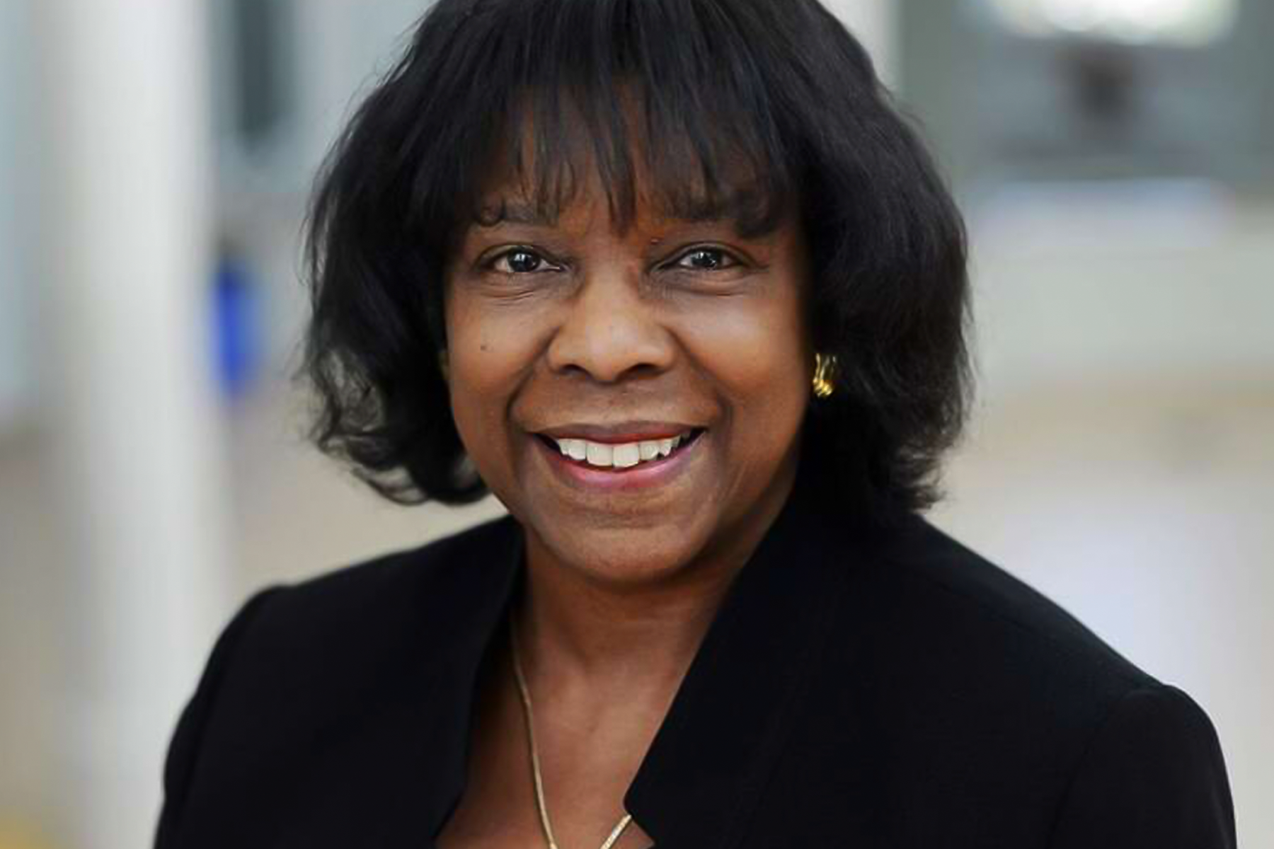 Headshot of Dr. Phyllis Curtis-Tweed